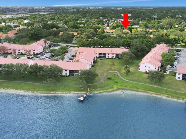 Продажа дома по адресу 3114 Kingswood Ter - фото 6981972