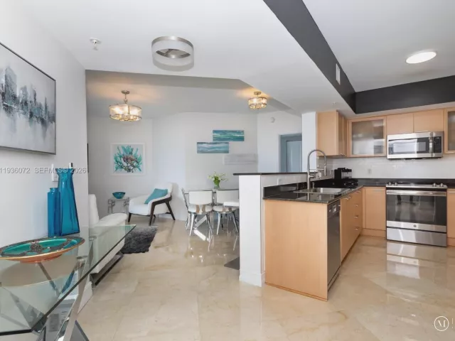 Продажа квартиры #1209 - фото 6993574