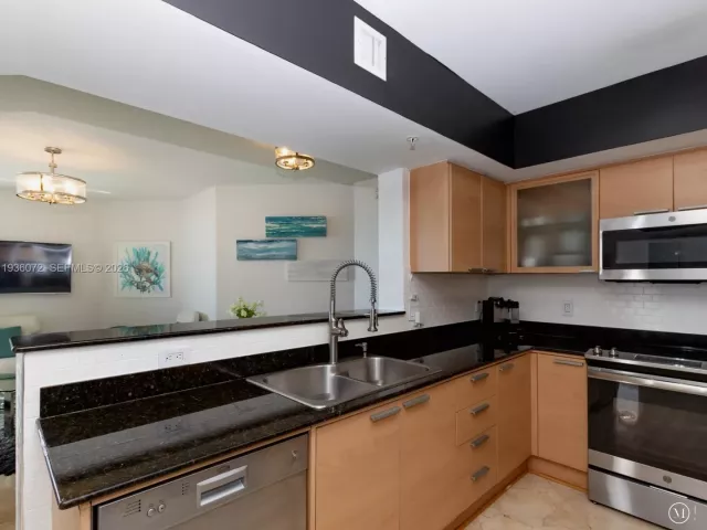 Продажа квартиры #1209 - фото 6993564