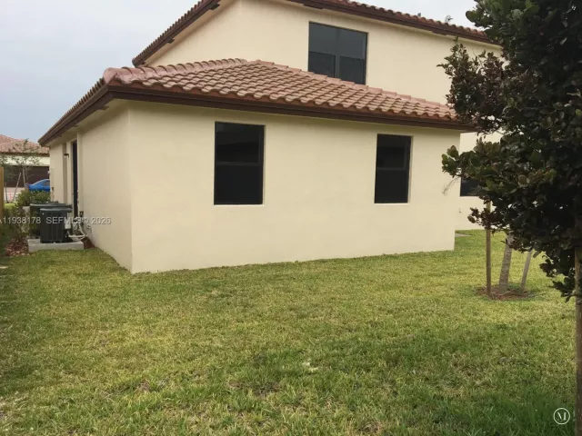 Дом в аренду по адресу 191 SE 35 TH AV. - фото 6984610