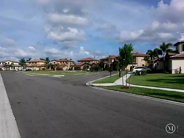 Дом в аренду по адресу 191 SE 35 TH AV. - фото 6984619