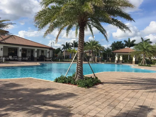 Дом в аренду по адресу 191 SE 35 TH AV. - фото 6984606