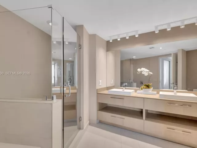 Продажа квартиры #3601 - фото 6993010