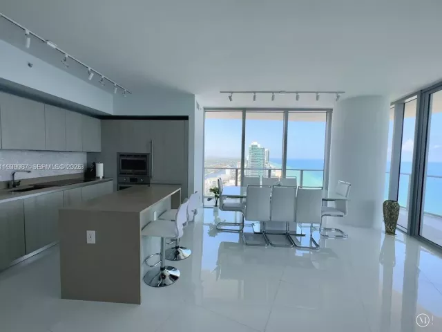 Продажа квартиры #2902 - фото 6993043