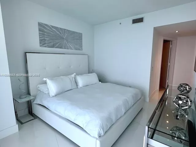 Продажа квартиры #2902 - фото 6993028