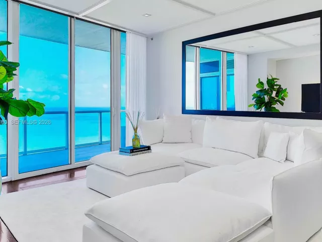 Продажа квартиры #2407 - фото 6992585