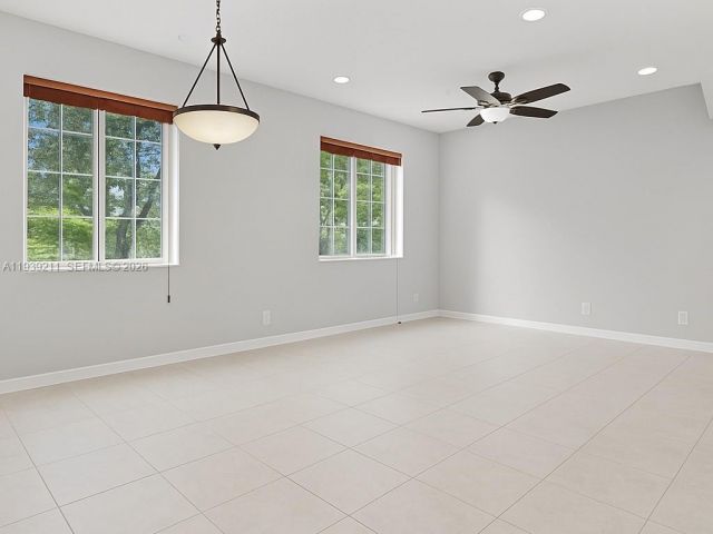 Дом в аренду по адресу 4581 Danson Way - фото 7457889