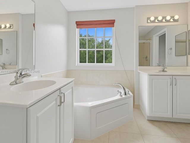 Дом в аренду по адресу 4581 Danson Way - фото 7457903