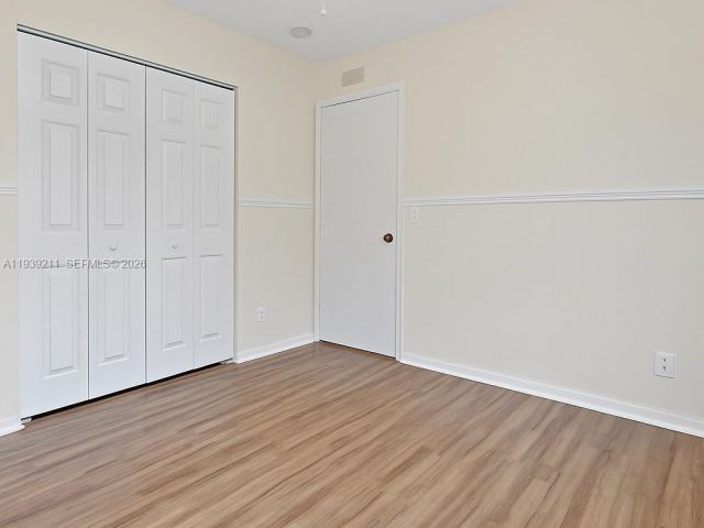 Дом в аренду по адресу 4581 Danson Way - фото 7457905