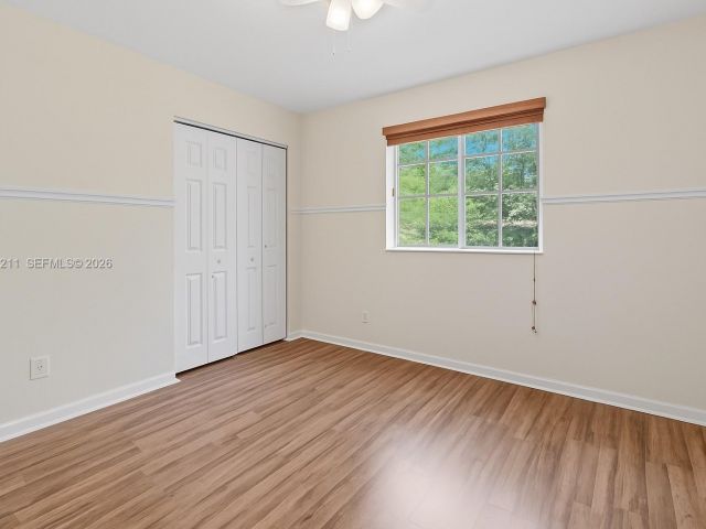 Дом в аренду по адресу 4581 Danson Way - фото 7457906