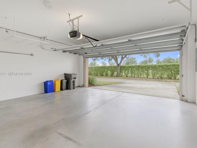 Дом в аренду по адресу 4581 Danson Way - фото 7457916