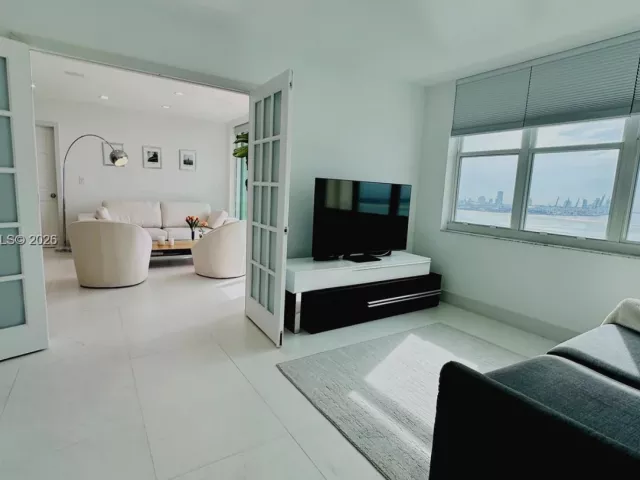 Квартира в аренду номер1903 - фото 6992919