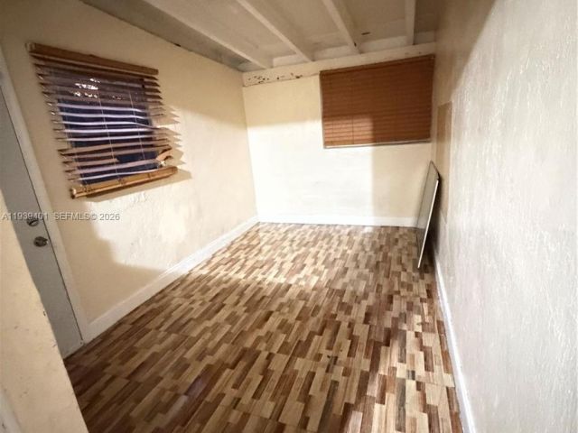 Дом в аренду по адресу 19130 NW 5th Pl 19130 - фото 7459013