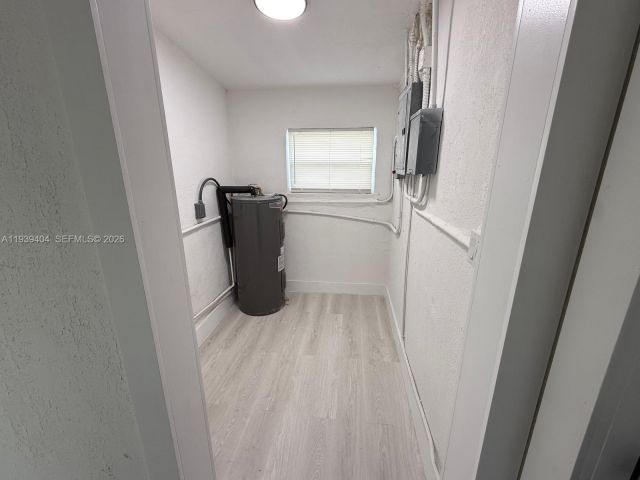 Продажа дома по адресу 2920 NW 64th St - фото 7522954