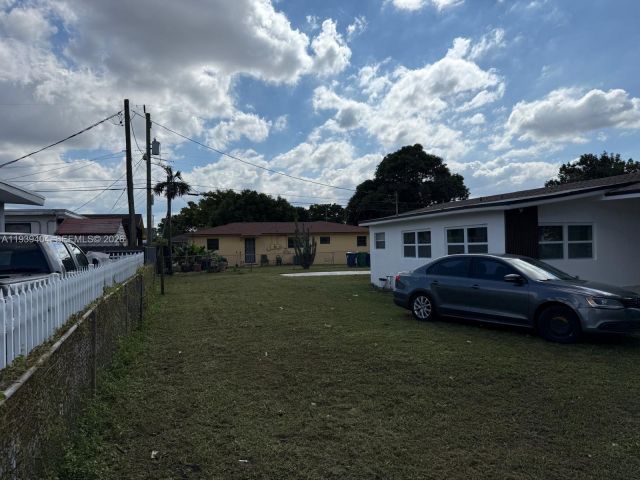 Продажа дома по адресу 2920 NW 64th St - фото 7522955