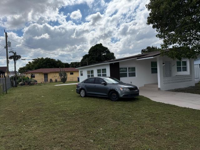 Продажа дома по адресу 2920 NW 64th St - фото 7522960