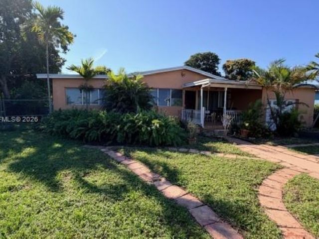 Продажа дома по адресу 1100 NE 110th St - фото 7449152