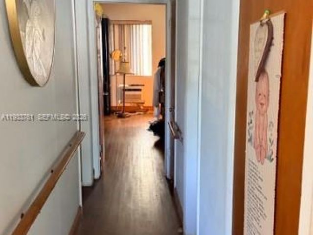 Продажа дома по адресу 1100 NE 110th St - фото 7449155