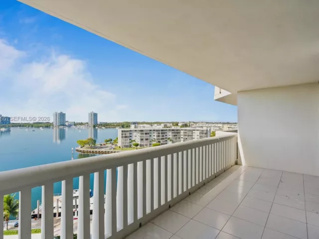 Продажа квартиры #807 - фото 7128671