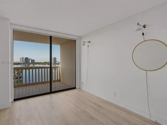 Продажа квартиры #807 - фото 7128677