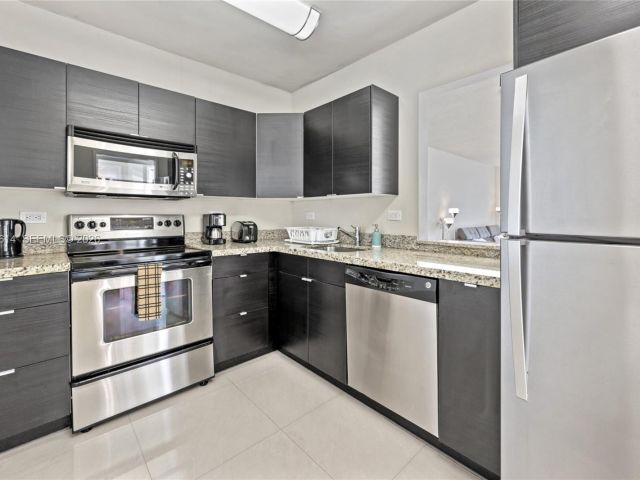 Продажа квартиры #1618 - фото 7001782