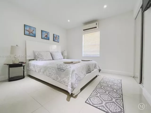 Дом в аренду по адресу 2539 Thomas St - фото 7022962