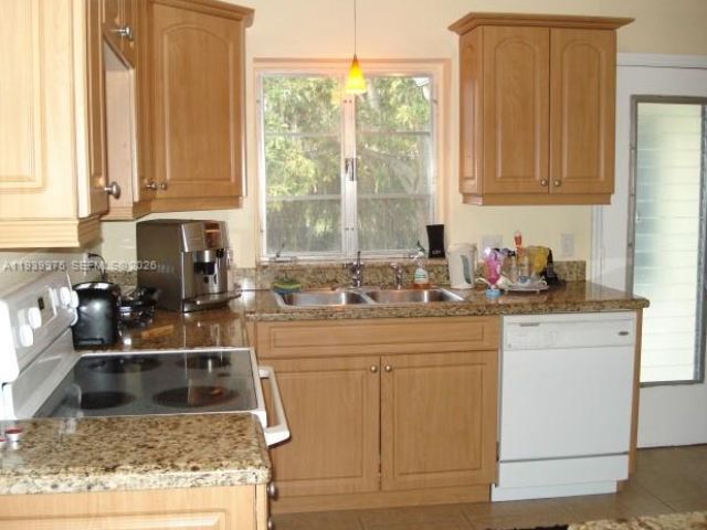 Дом в аренду по адресу 509 GERONA AV - фото 6997524