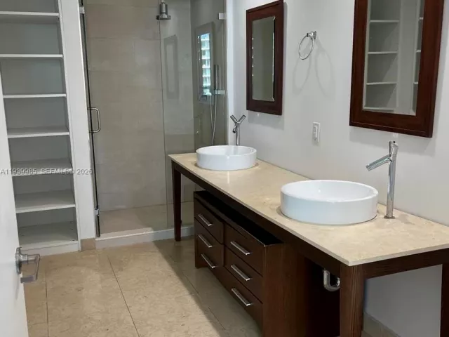 Квартира в аренду номер2014 - фото 7002200