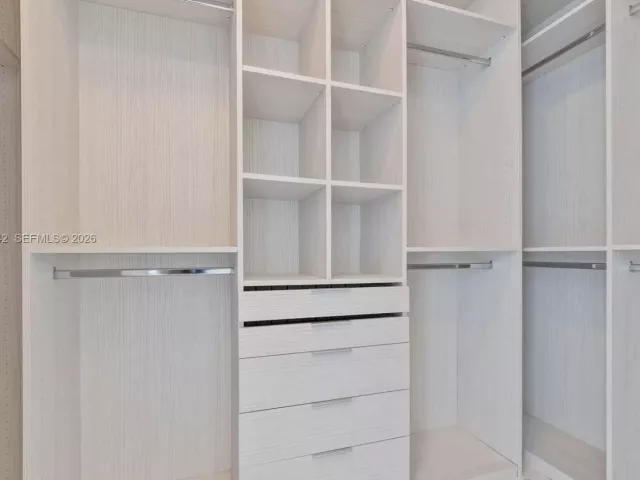 Продажа квартиры #2003 - фото 7000861