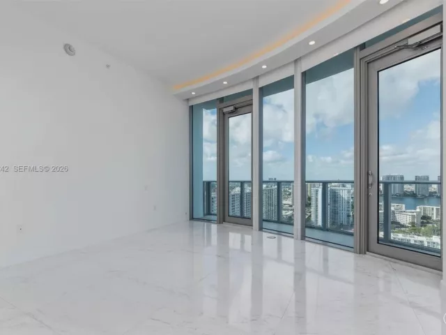 Продажа квартиры #2003 - фото 7000860