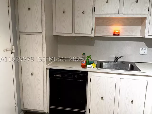 Продажа квартиры # - фото 9078293