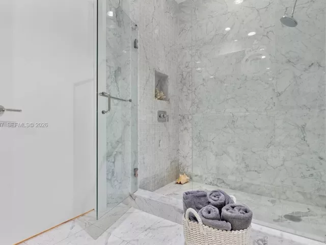 Продажа квартиры #2502 - фото 7013871