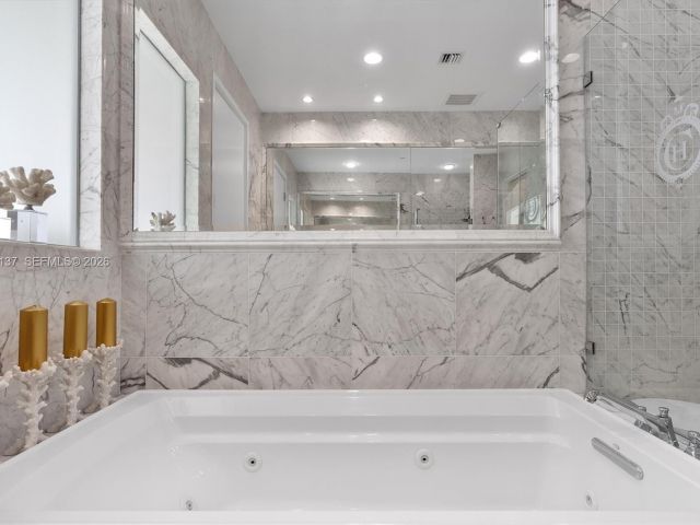 Продажа квартиры #2502 - фото 7013874