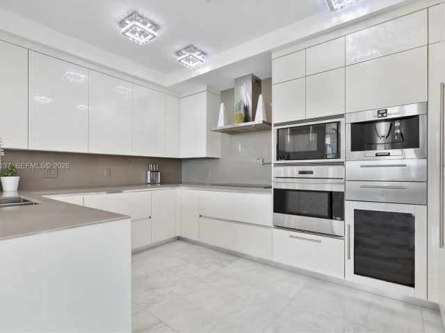 Продажа квартиры #2502 - фото 7013880