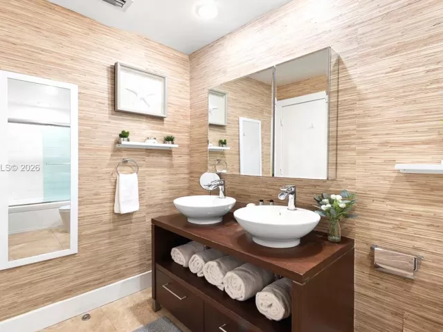 Продажа квартиры #1632 - фото 7011415