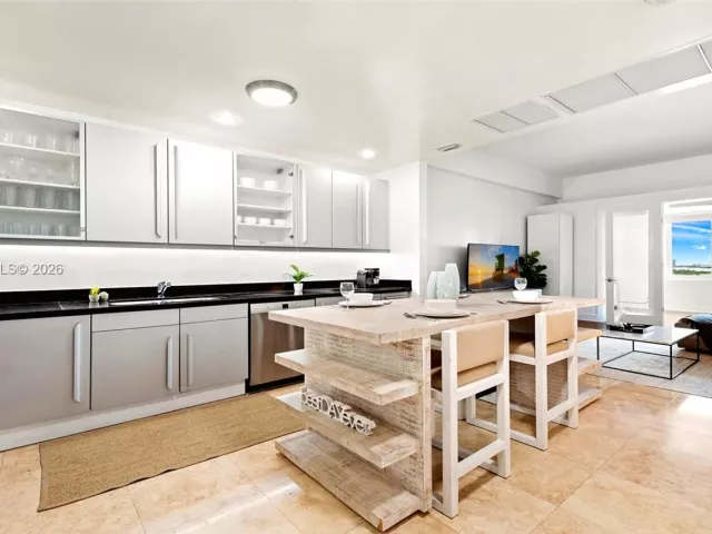 Продажа квартиры #1632 - фото 7011408