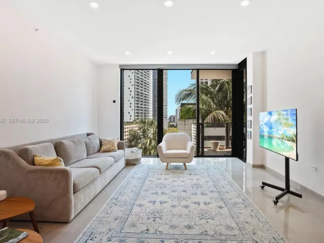 Продажа квартиры #805 - фото 7002179