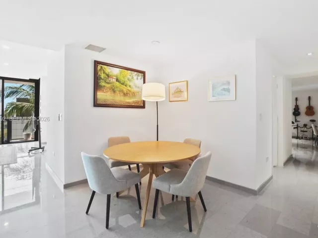 Продажа квартиры #805 - фото 7002180