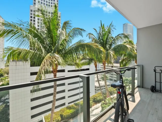 Продажа квартиры #805 - фото 7002165