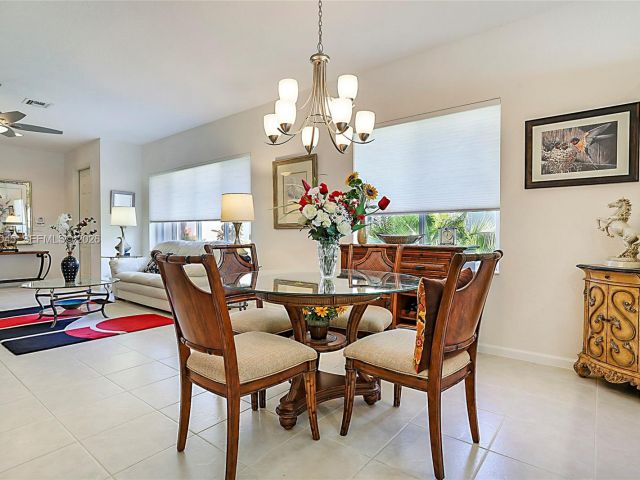 Продажа дома по адресу 2687 Clipper Cir - фото 7014411