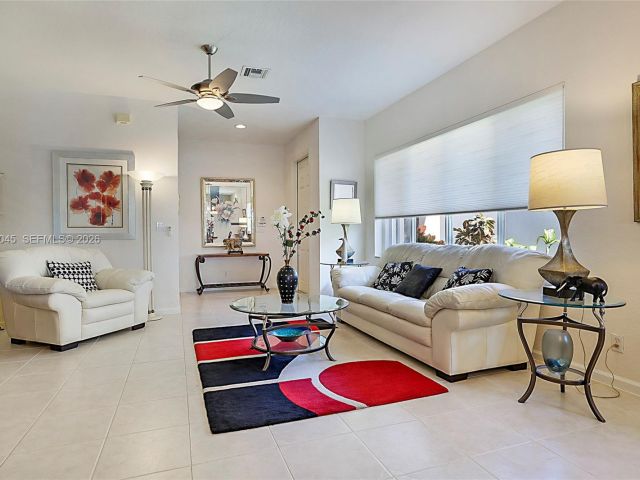 Продажа дома по адресу 2687 Clipper Cir - фото 7014416