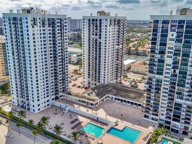 Квартира в аренду номер1006 - фото 7453820