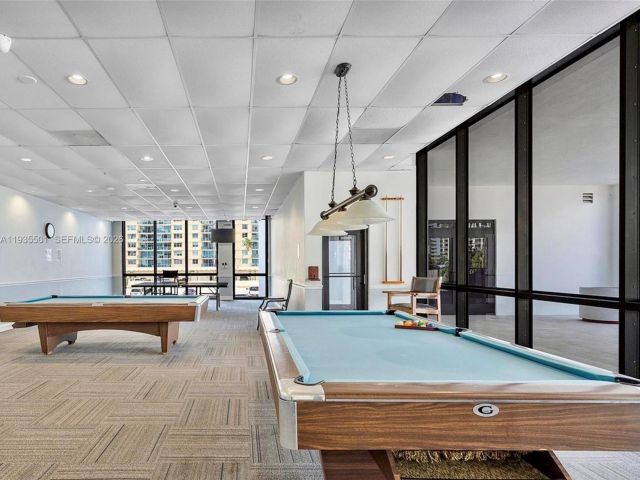 Квартира в аренду номер1006 - фото 7453824