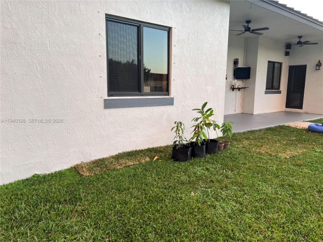 Продажа дома по адресу 13205 SW 218th Ter - фото 7442443