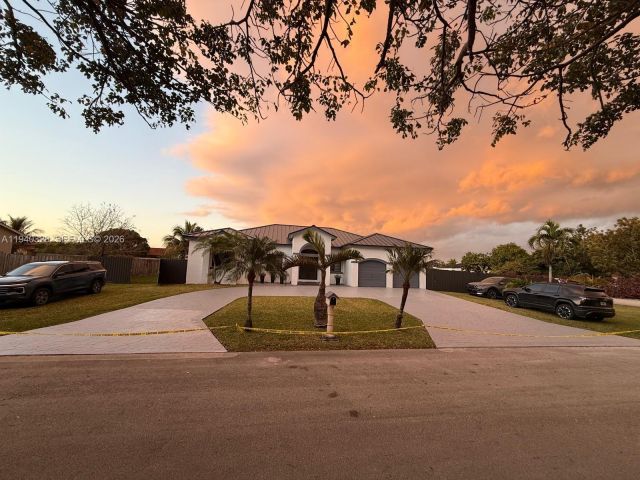 Продажа дома по адресу 13205 SW 218th Ter - фото 7442454