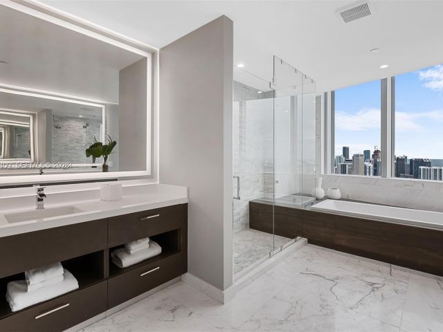 Квартира в аренду номерPH4912 - фото 7012867