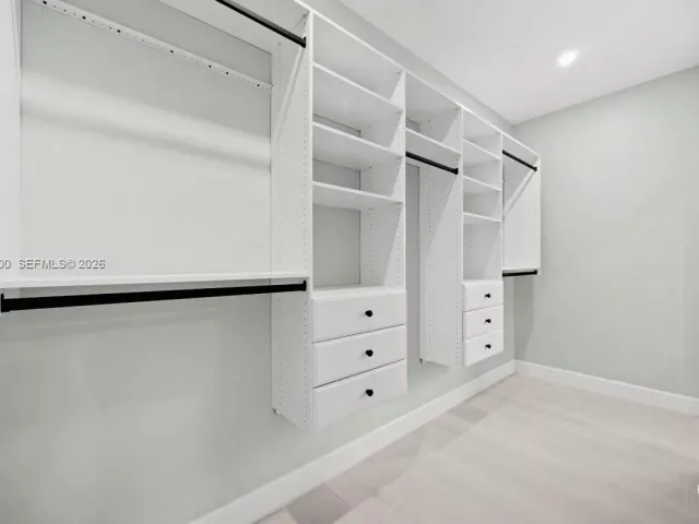 Дом в аренду по адресу 930 34th St - фото 7484659