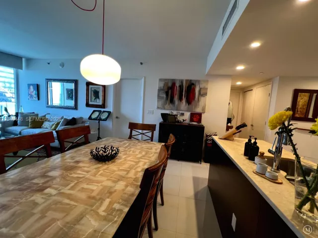 Продажа квартиры #1007 - фото 7015213