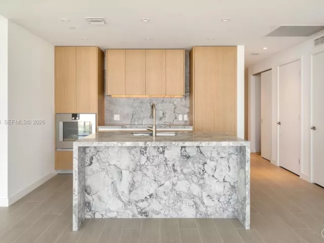 Продажа квартиры #2207 - фото 7010153