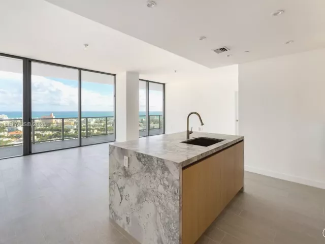 Продажа квартиры #2207 - фото 7010154